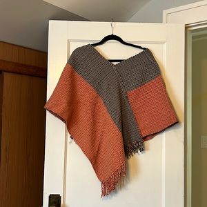 Hand Made in Guatemala - Sweater Poncho